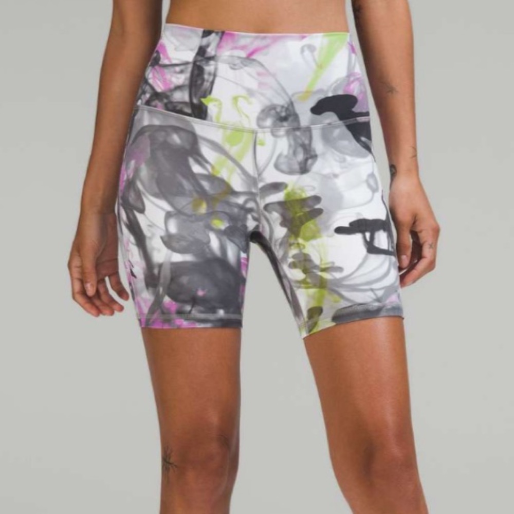 Lululemon Throwback Print Align High-Rise Short 6"